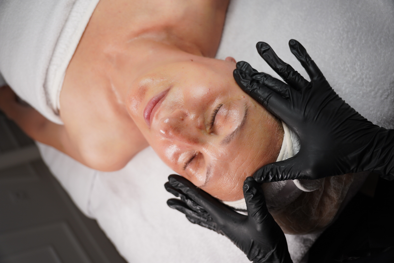 Microcurrent Facial video example